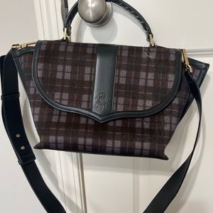 Tiziano colasante crossbody